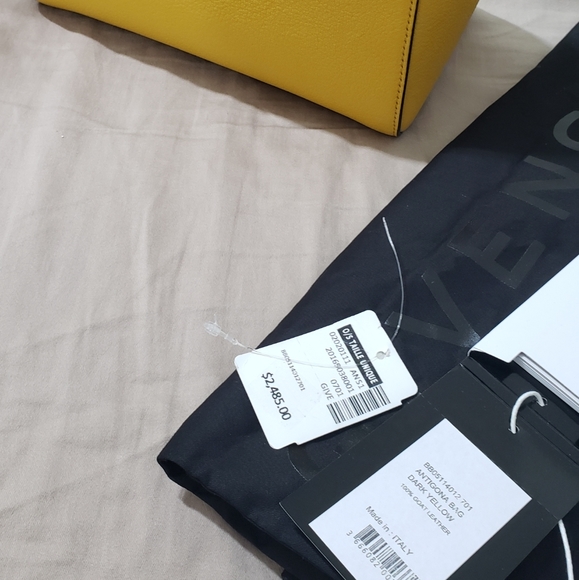 100% Authentic Givenchy Antigona Mini Yellow bag - Picture 4 of 12